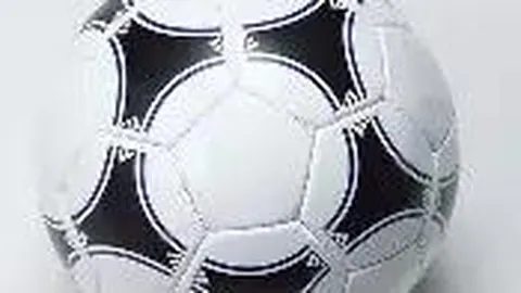 《温子仁导演成都行，观影《海王2》并感受熊猫美食》